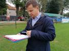 podpisanie umowy oraz przekazanie placu budowy w celu modernizacji boiska LKS w Jawiszowicach 